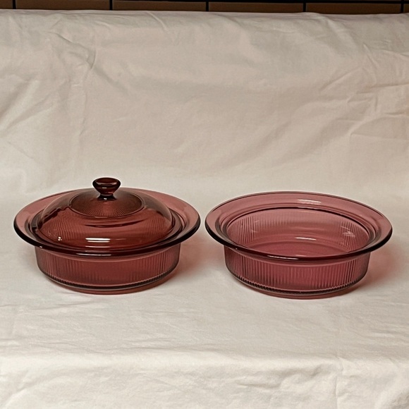 Pyrex Corning Cranberry Visions 1Qt. Casserole V-31-B Set of 2 and Lid V-1.5-C - Picture 2 of 8